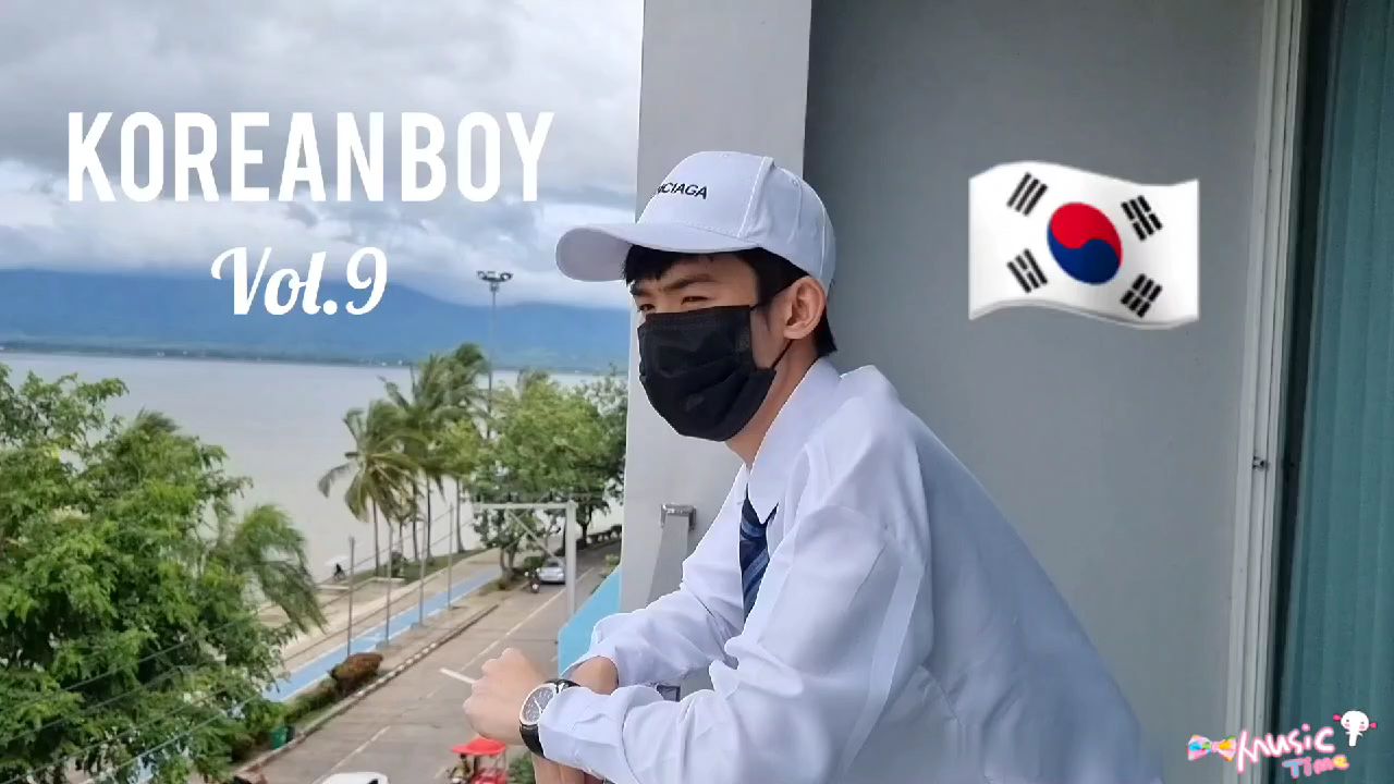 網球少年 白襯衫學弟