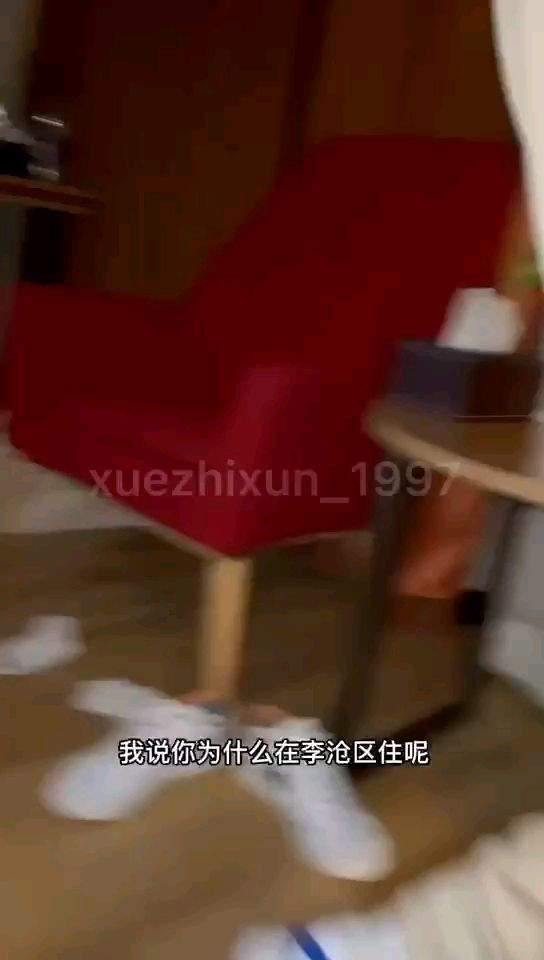 酒店約炮，做完就走，拔吊無情。[免費觀看]